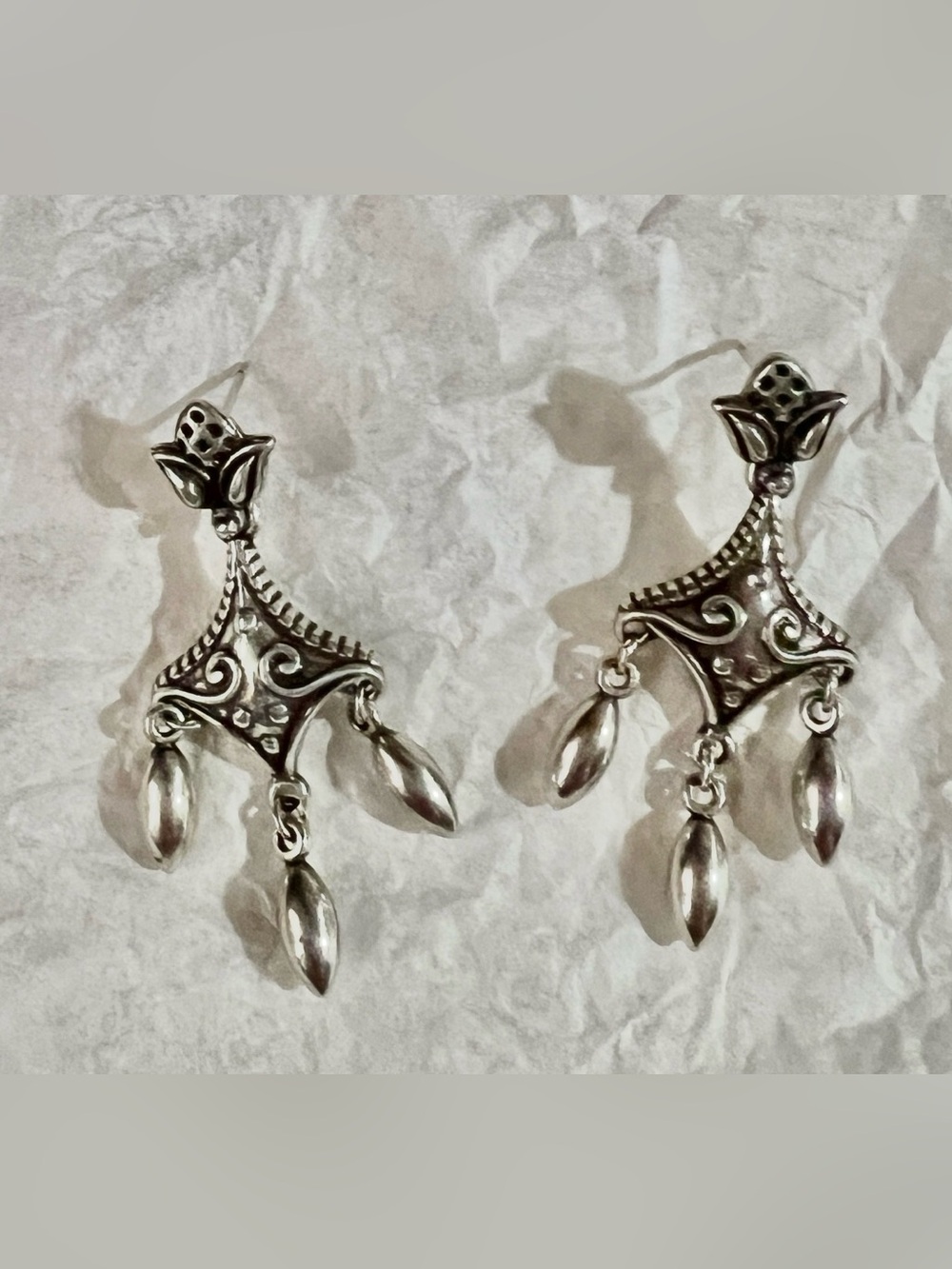 Brighton Heart Motif Dangle Earrings